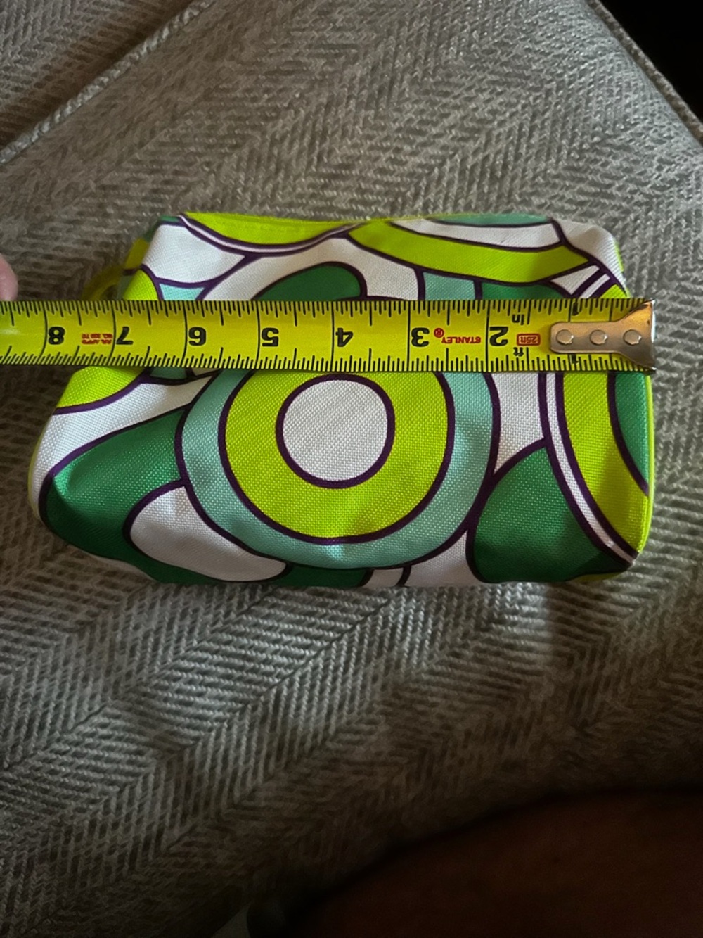 Retro Green Circular Print Cosmetic Pouch